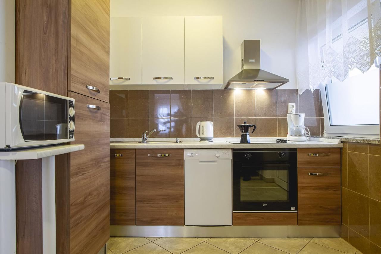 Apartmani Justic 奈维斯 外观 照片